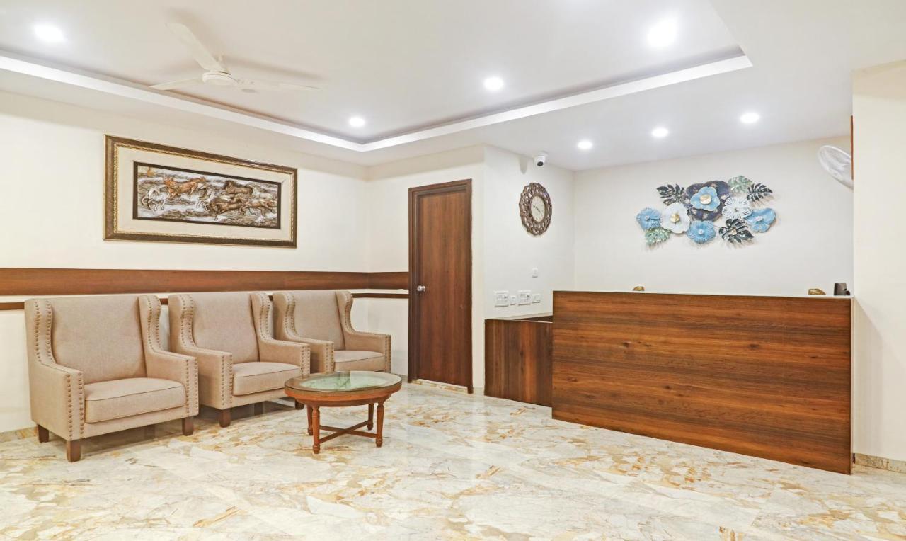 Treebo Arastu Grand Hotel Хидерабад Екстериор снимка