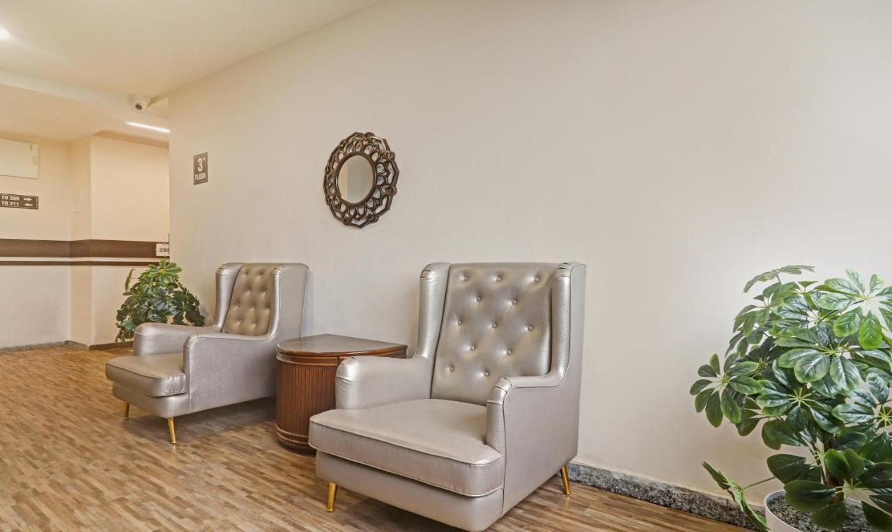Treebo Arastu Grand Hotel Хидерабад Екстериор снимка