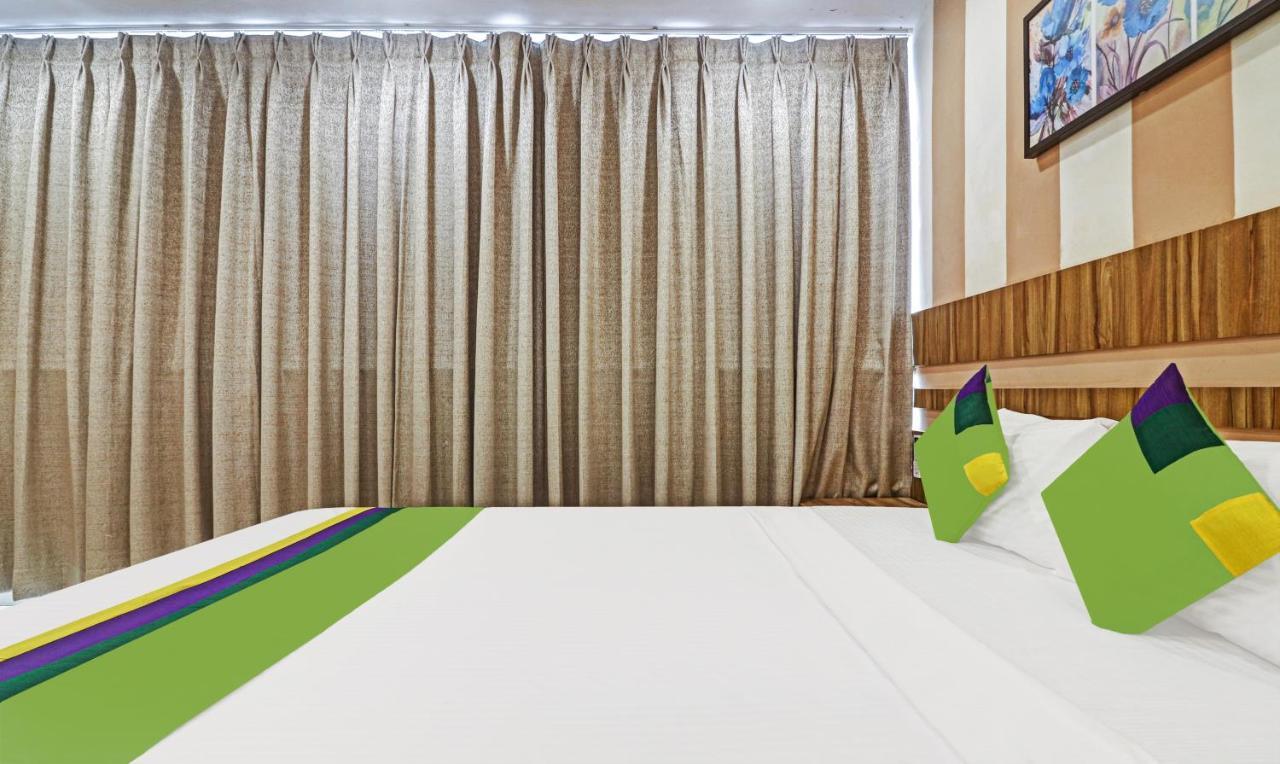 Treebo Arastu Grand Hotel Хидерабад Екстериор снимка