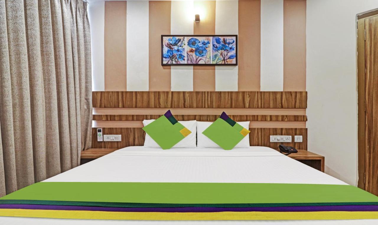 Treebo Arastu Grand Hotel Хидерабад Екстериор снимка