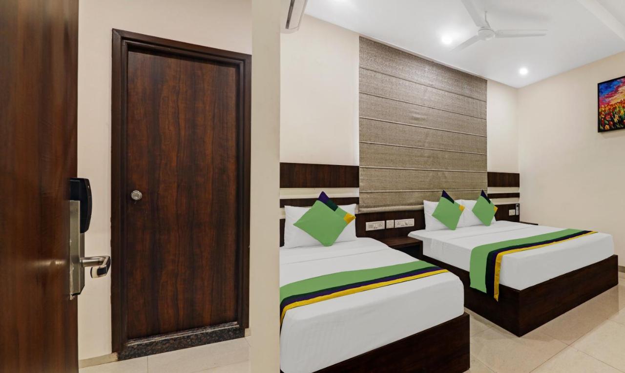 Treebo Arastu Grand Hotel Хидерабад Екстериор снимка